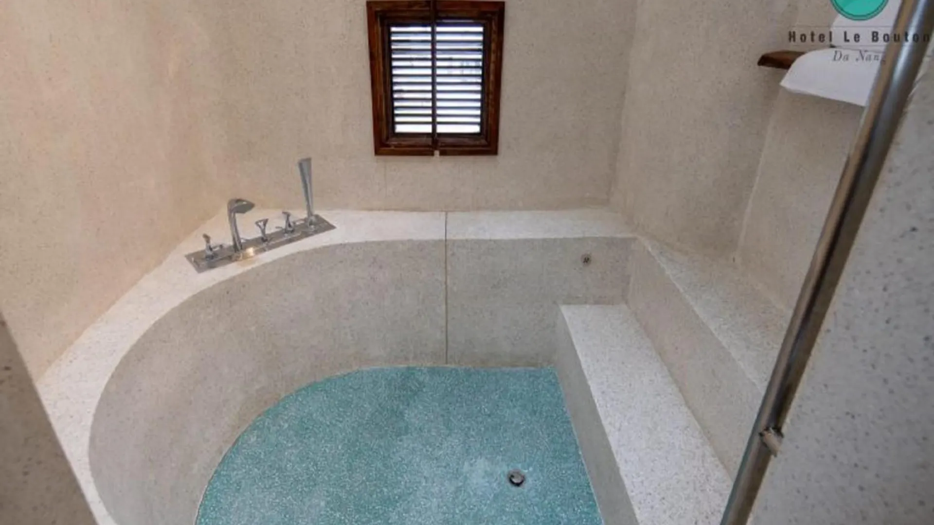 Hotel Le Bouton Đà Nẵng