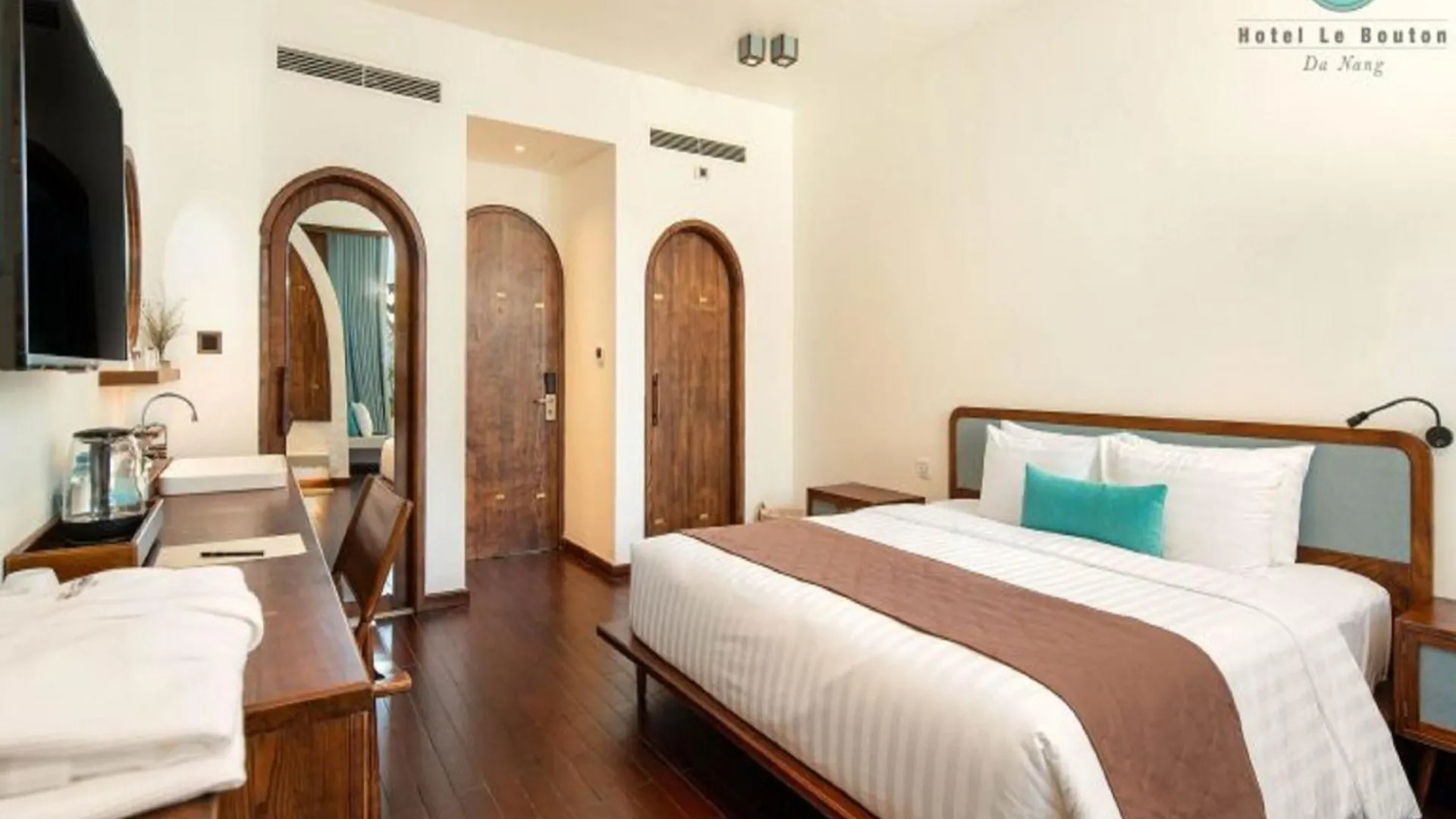Hotel Le Bouton Đà Nẵng